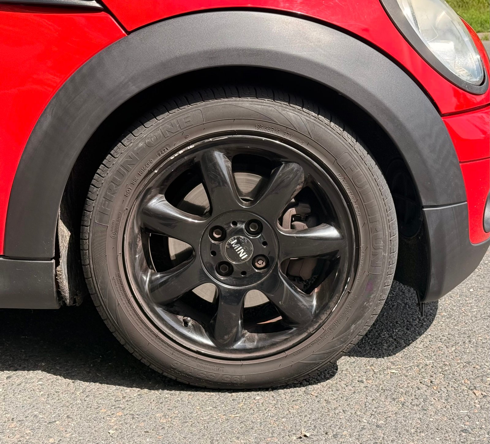 MINI MINI 2 (R56) LCI One 1.6 i 98 cv