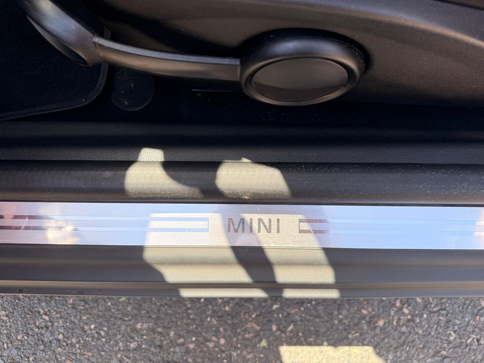 MINI MINI 2 (R56) LCI One 1.6 i 98 cv