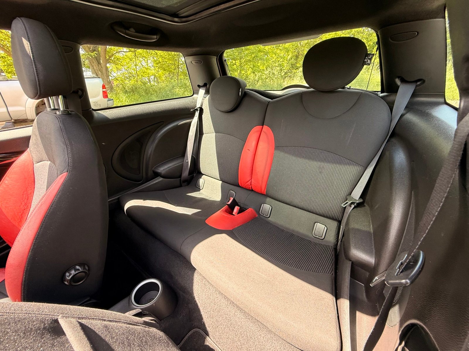 MINI MINI 2 (R56) LCI One 1.6 i 98 cv
