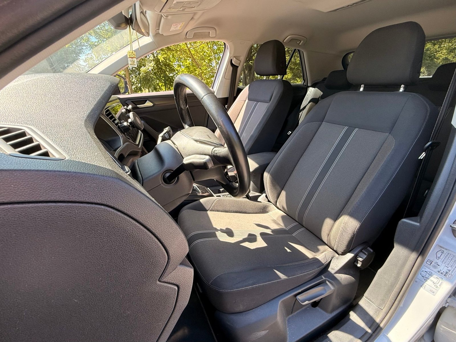 VOLKSWAGEN T-Roc 1.0 TSI 116 cv / Loundge