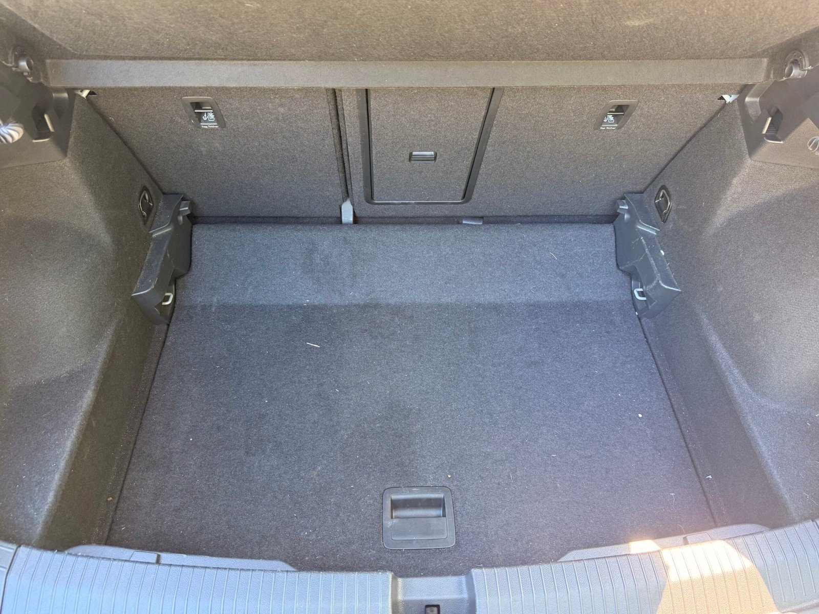 VOLKSWAGEN T-Roc 1.0 TSI 116 cv / Loundge