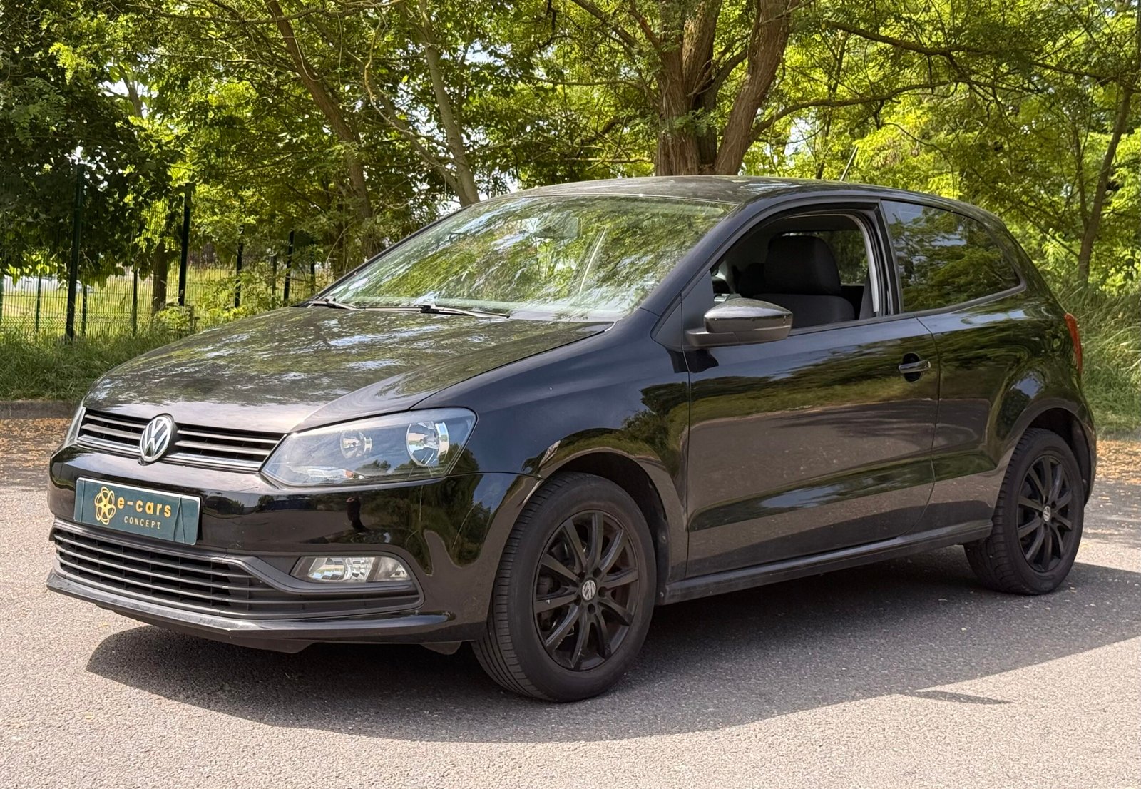 VOLKSWAGEN Polo V 3 portes Phase 2 1.0 i 60 cv / Edition
