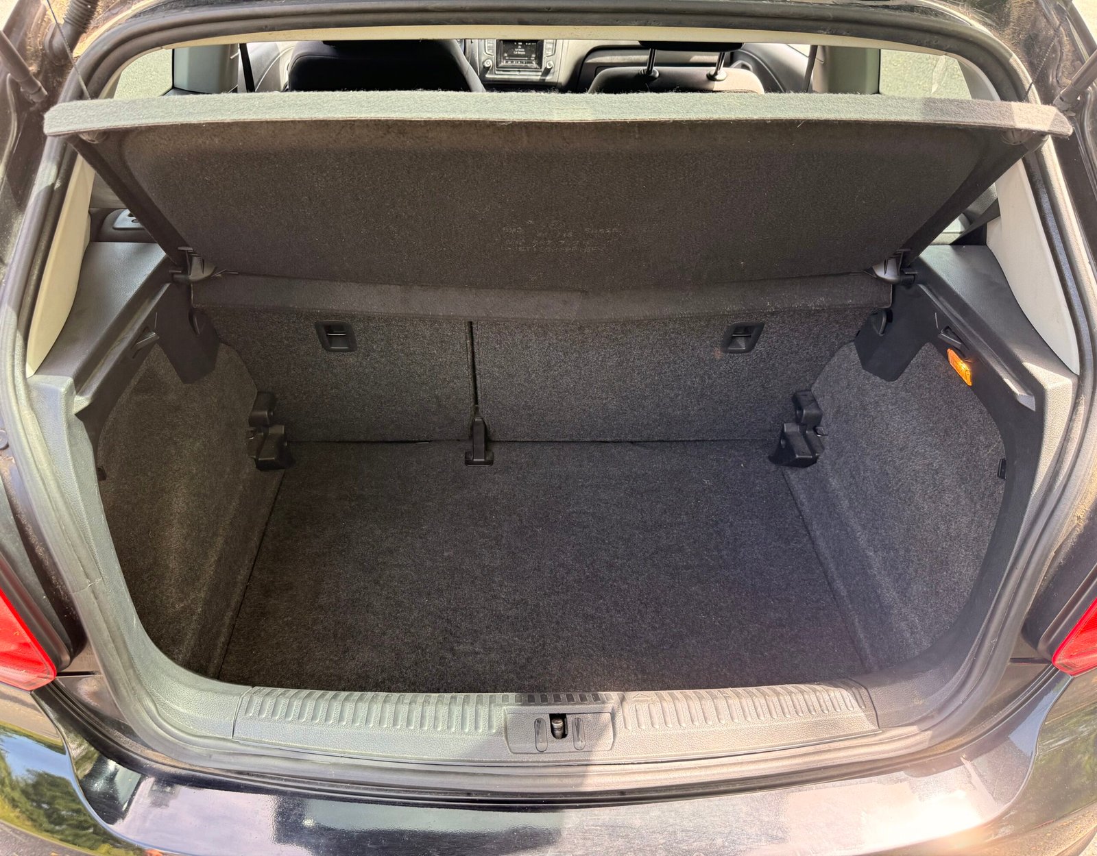 VOLKSWAGEN Polo V 3 portes Phase 2 1.0 i 60 cv / Edition