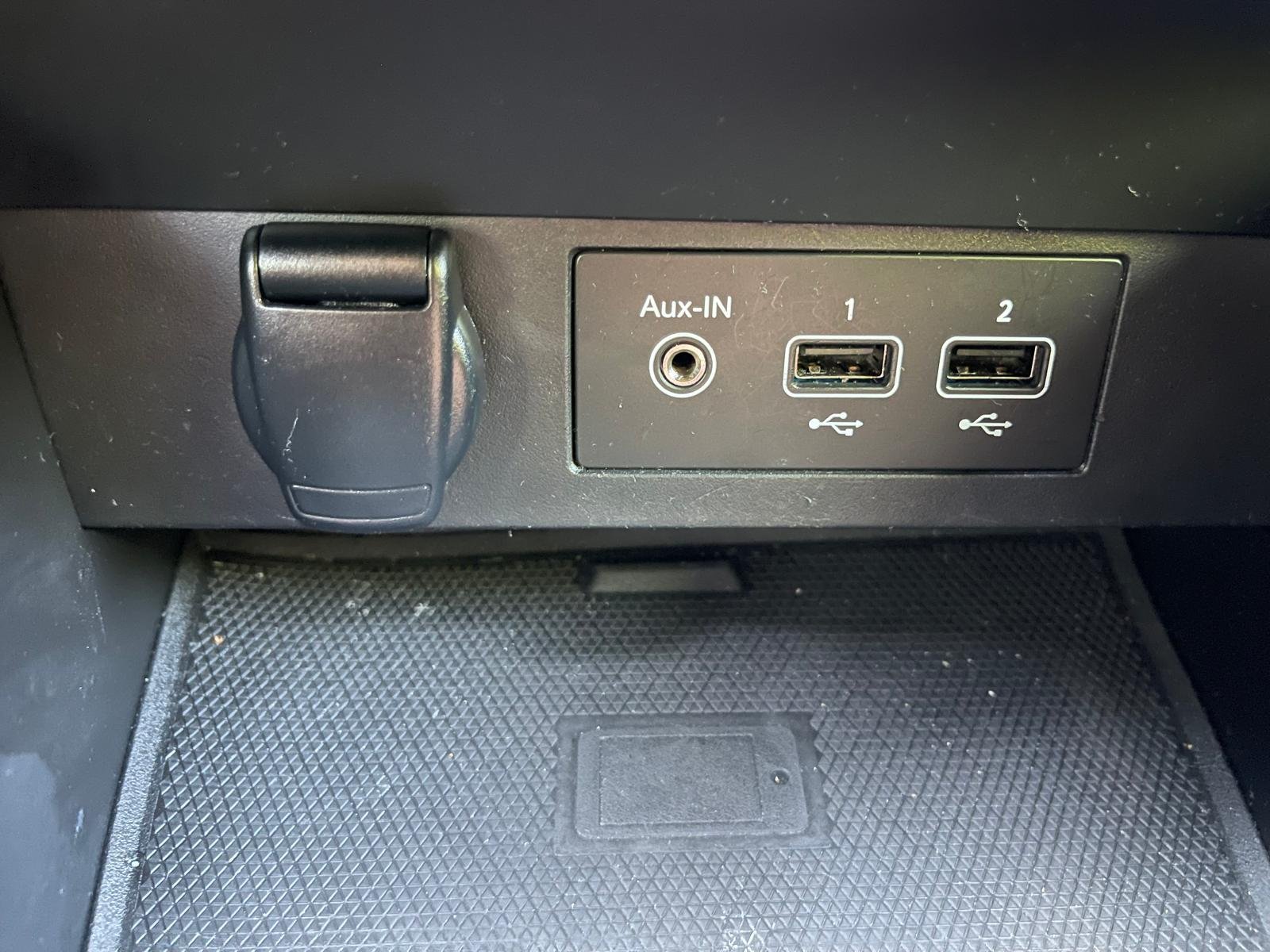 RENAULT Clio V E-TECH 1.6 i 16V GPF 140 Hybrid RS LINE