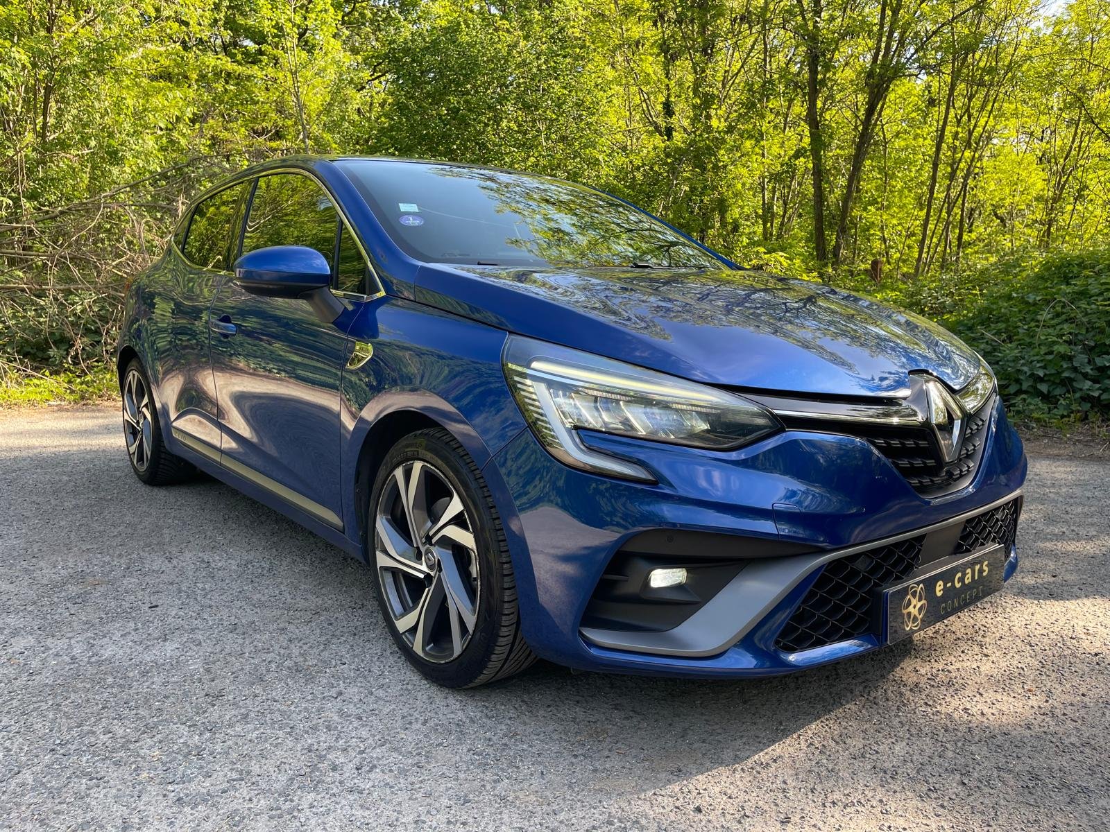RENAULT Clio V E-TECH 1.6 i 16V GPF 140 Hybrid RS LINE