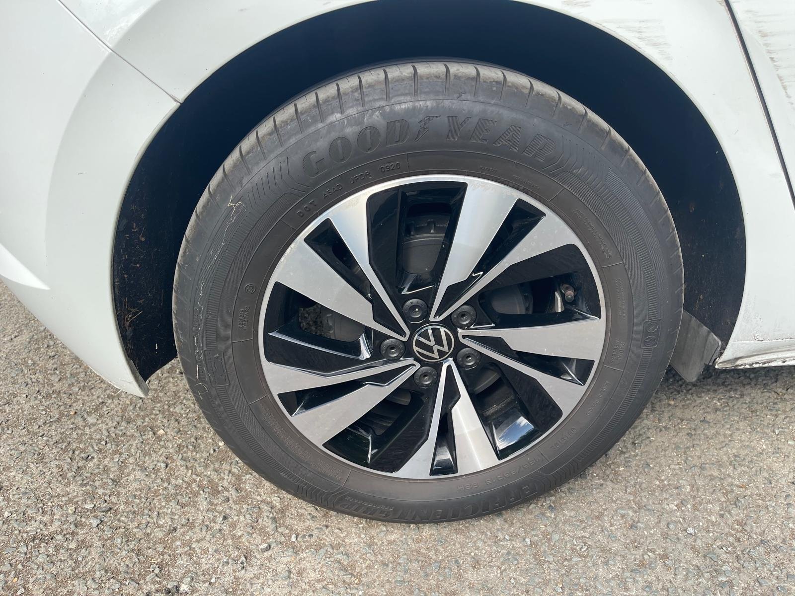 VOLKSWAGEN Polo VI 1.0 TSI 12V BMT 95