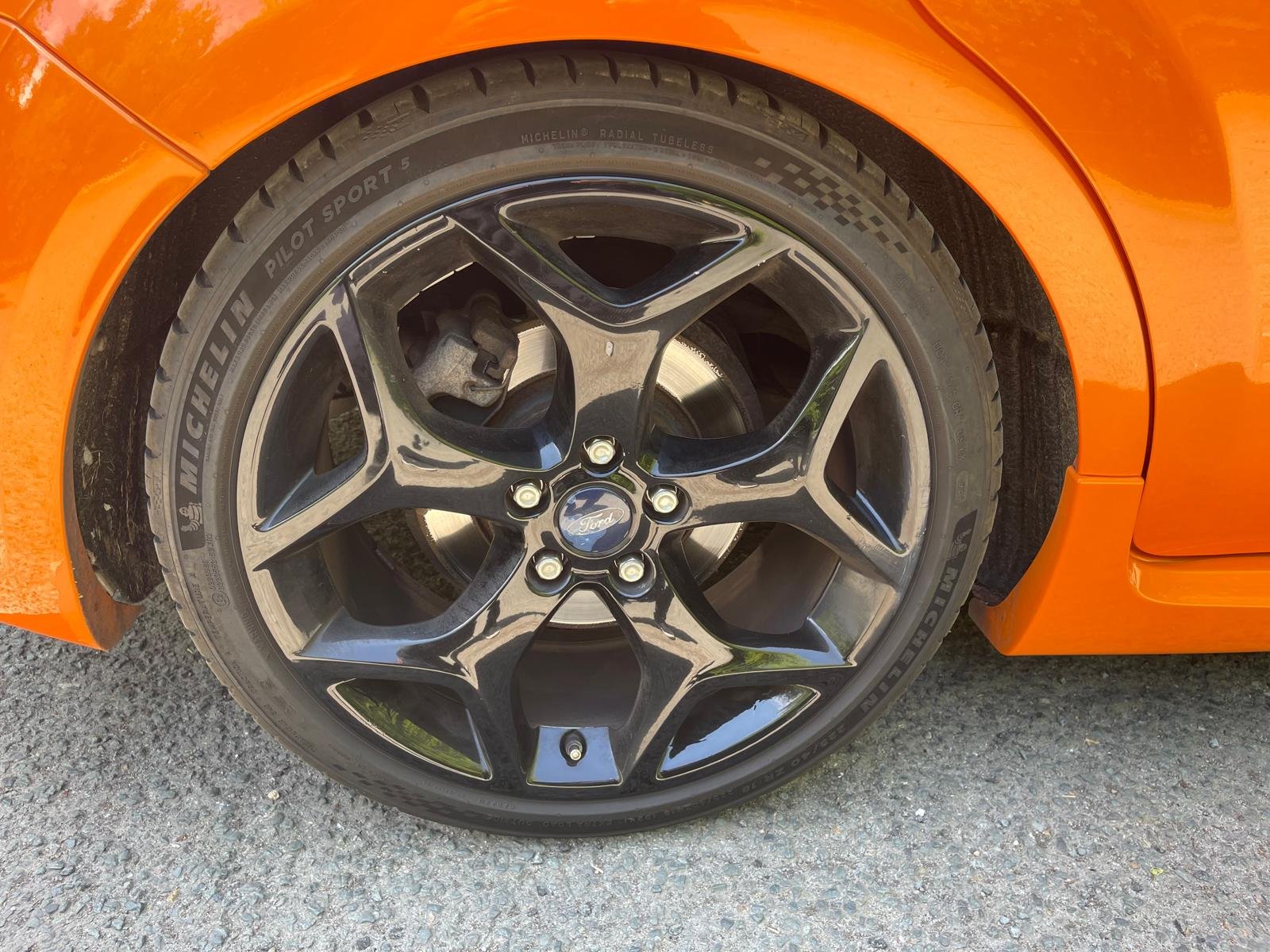FORD Focus II Phase 2 ST 2.5 T 20V 225