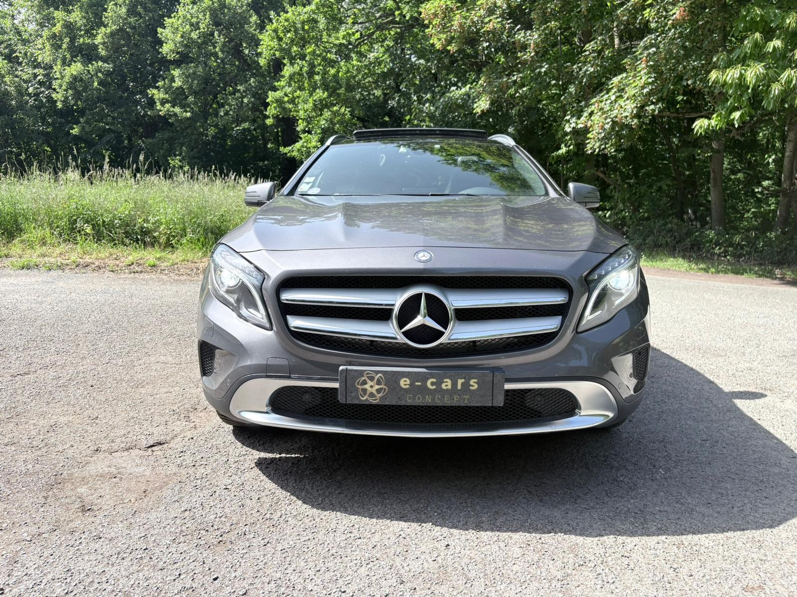 MERCEDES-BENZ Classe GLA 180 1.6 i 16V Turbo 7G-DCT 122 FASCINATION