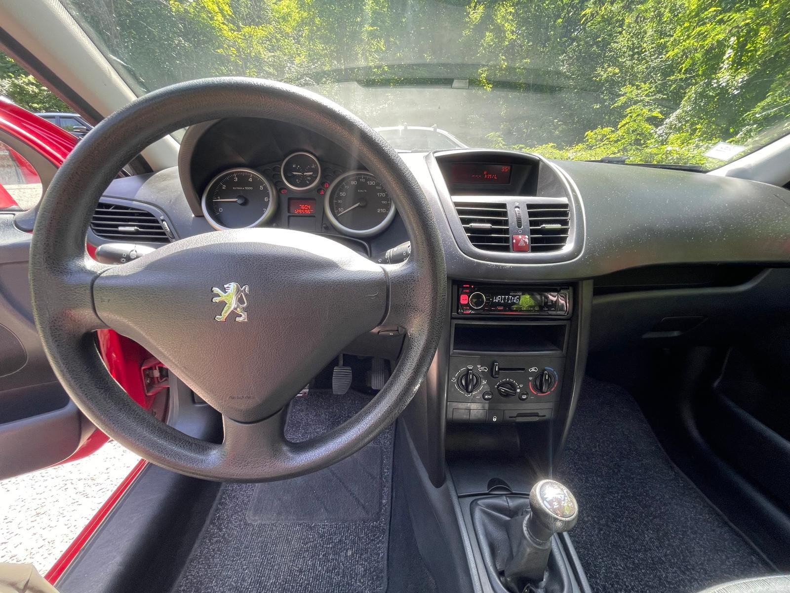 Peugeot 207 16v 90
