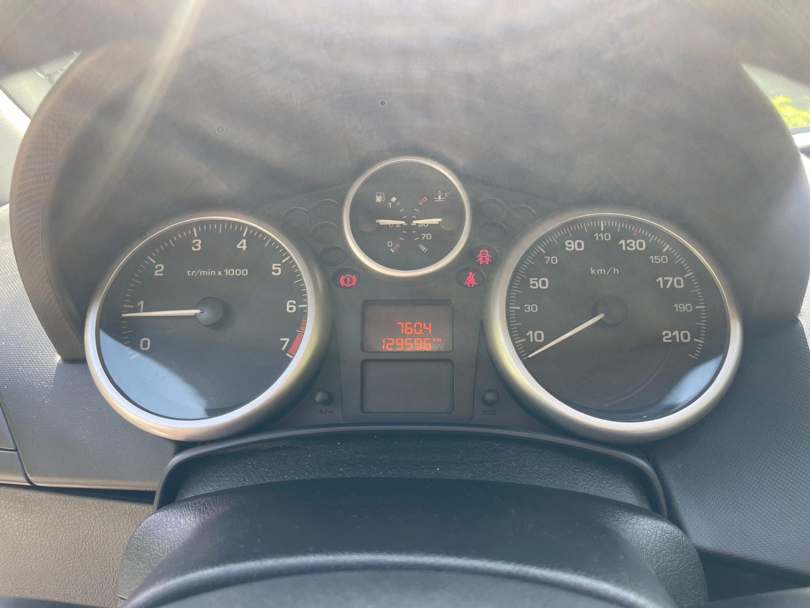 Peugeot 207 16v 90