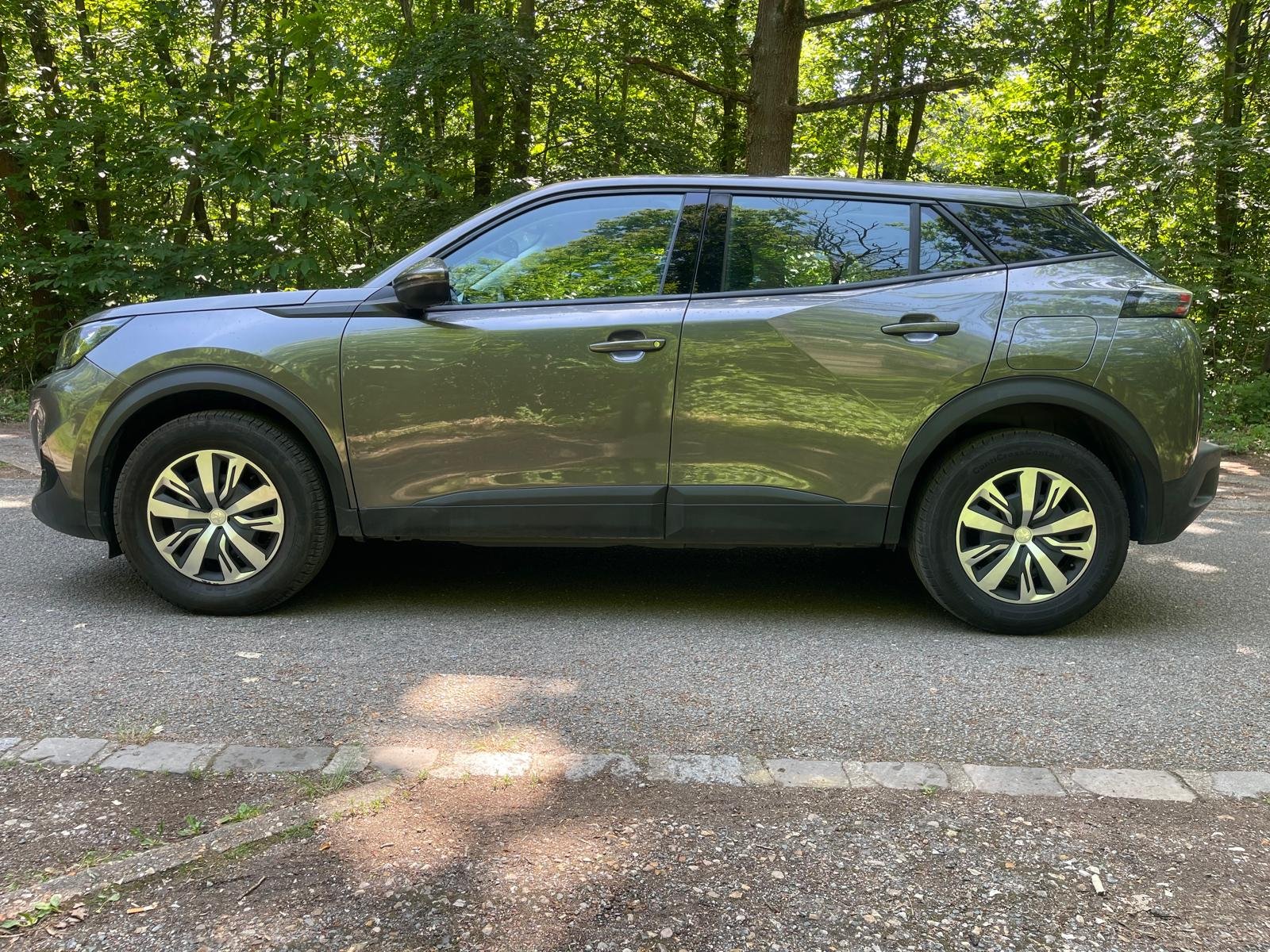 PEUGEOT 2008 1.5 BlueHDi 130 ACTIVE BUSINESS