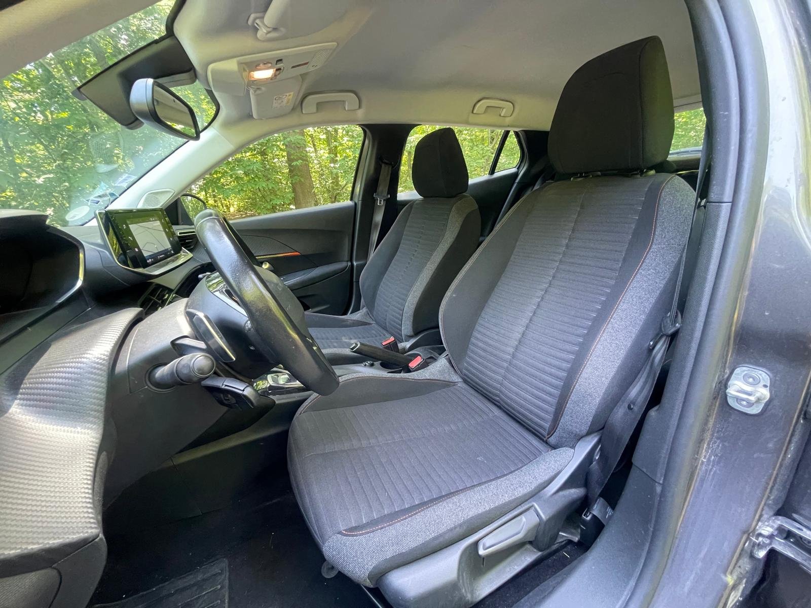 PEUGEOT 2008 1.5 BlueHDi 130 ACTIVE BUSINESS