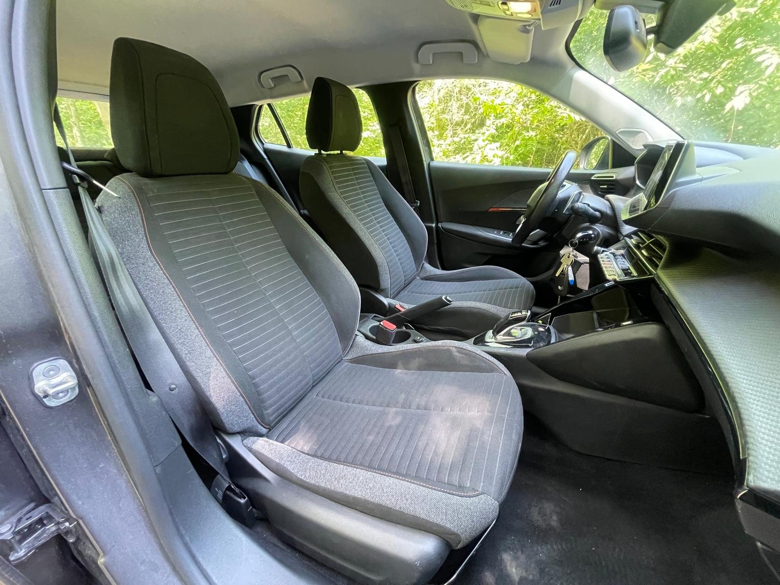 PEUGEOT 2008 1.5 BlueHDi 130 ACTIVE BUSINESS