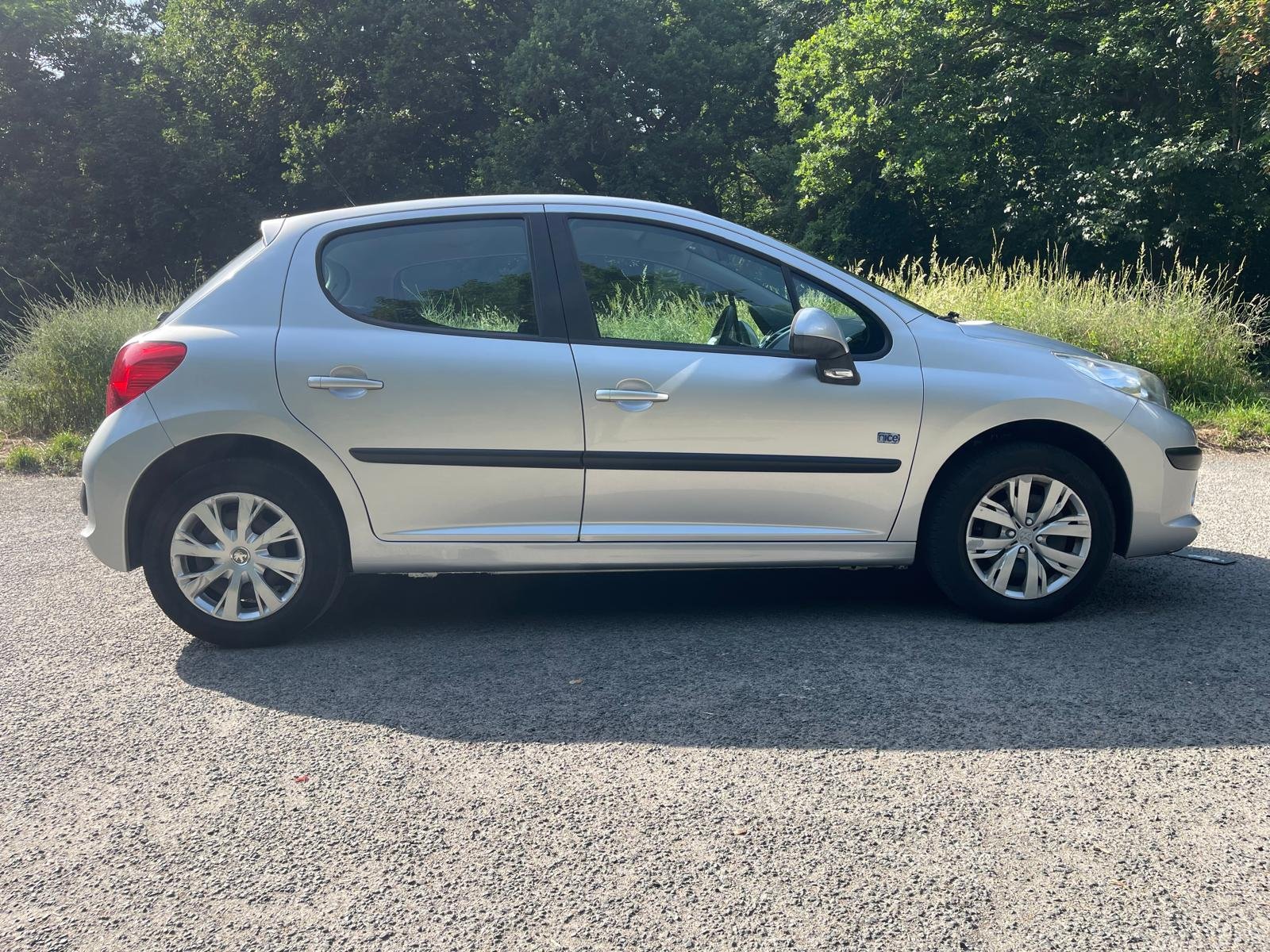 PEUGEOT 207 1.4 VTi 16V 95 NICE