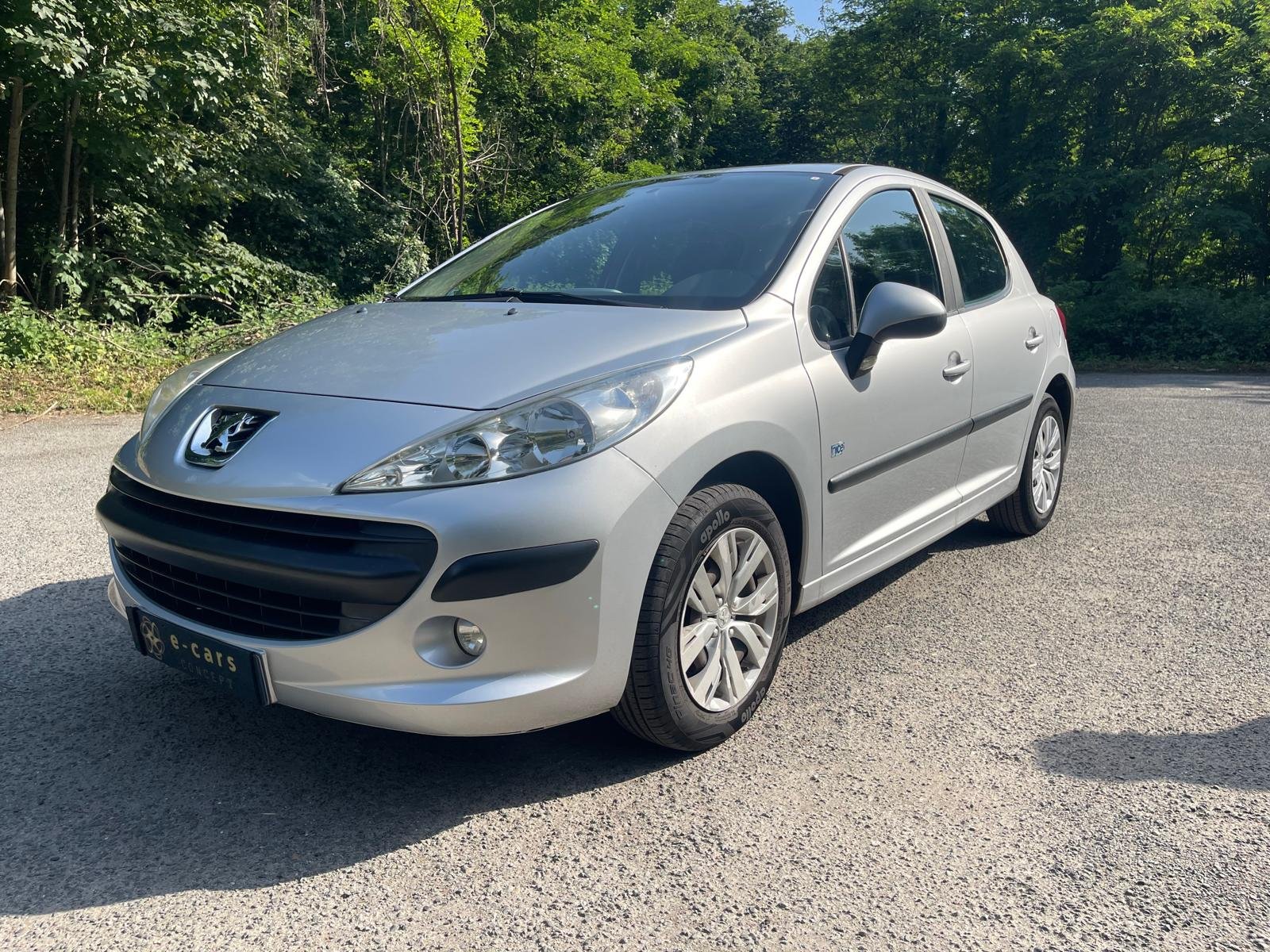 PEUGEOT 207 1.4 VTi 16V 95 NICE