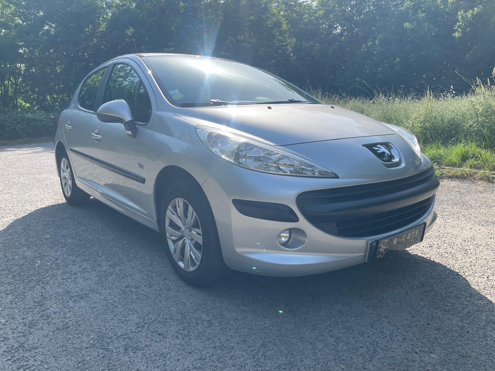 PEUGEOT 207 1.4 VTi 16V 95 NICE