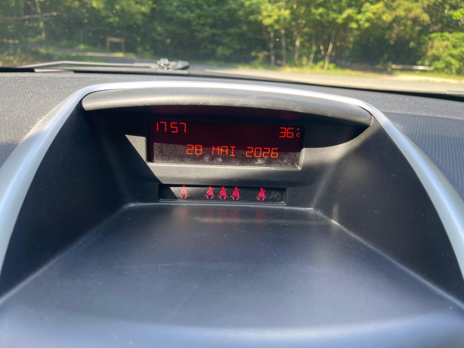 PEUGEOT 207 1.4 VTi 16V 95 NICE