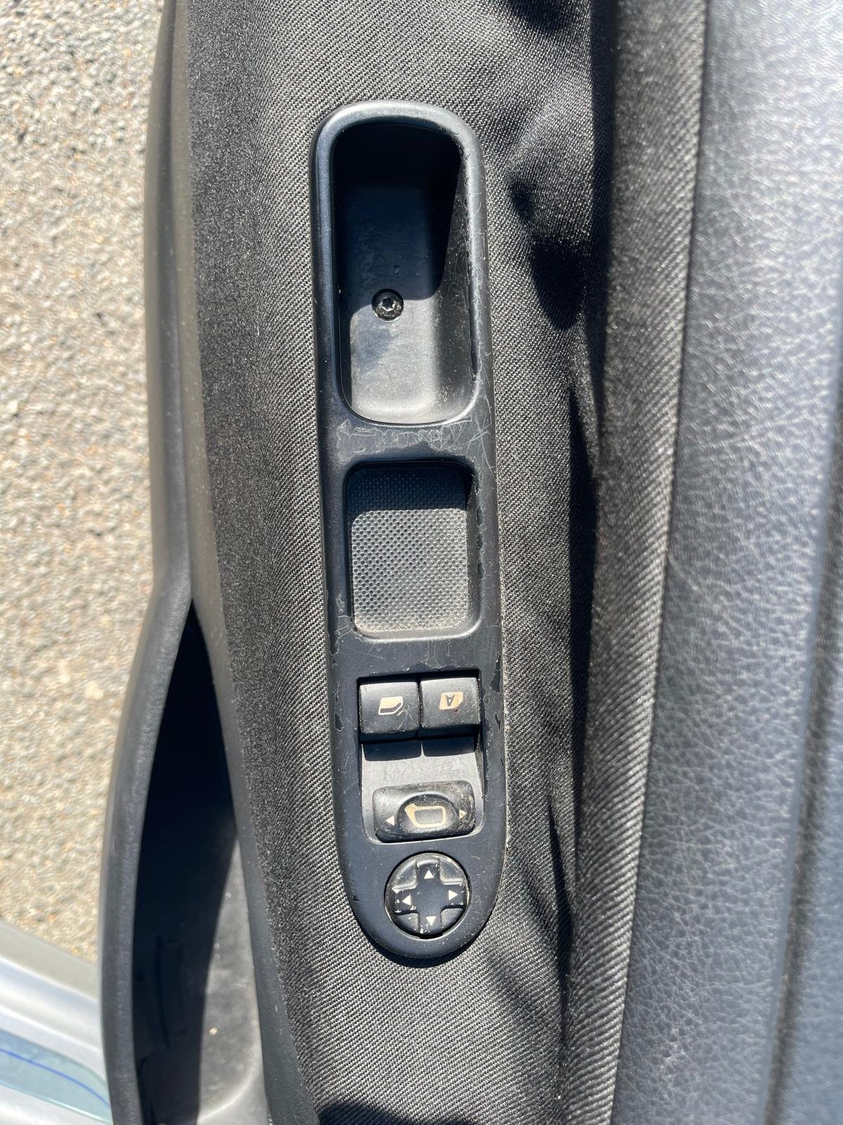 PEUGEOT 207 1.4 VTi 16V 95 NICE