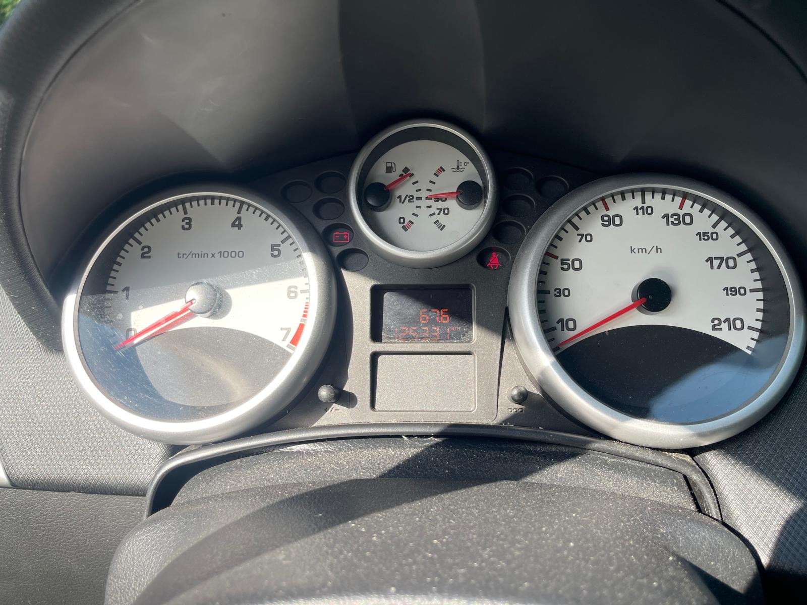 PEUGEOT 207 1.4 VTi 16V 95 NICE
