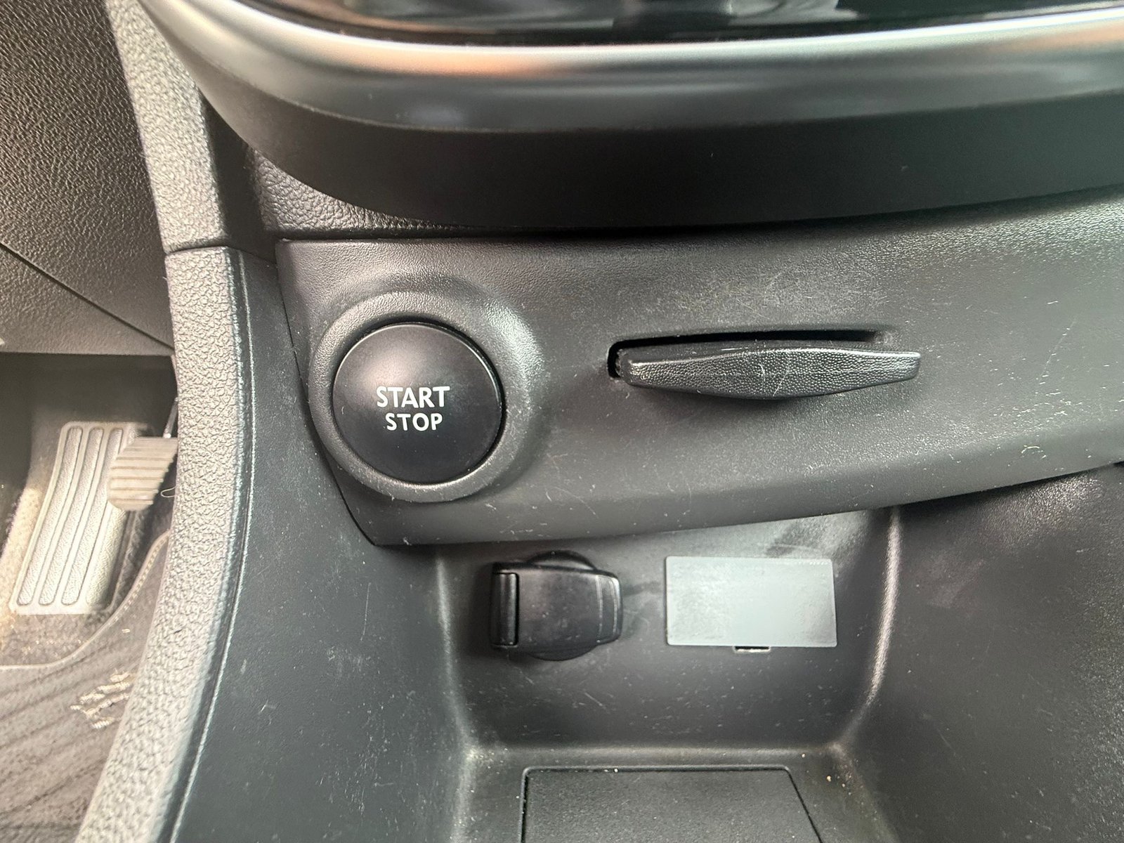 RENAULT Clio 4 75ch Limited