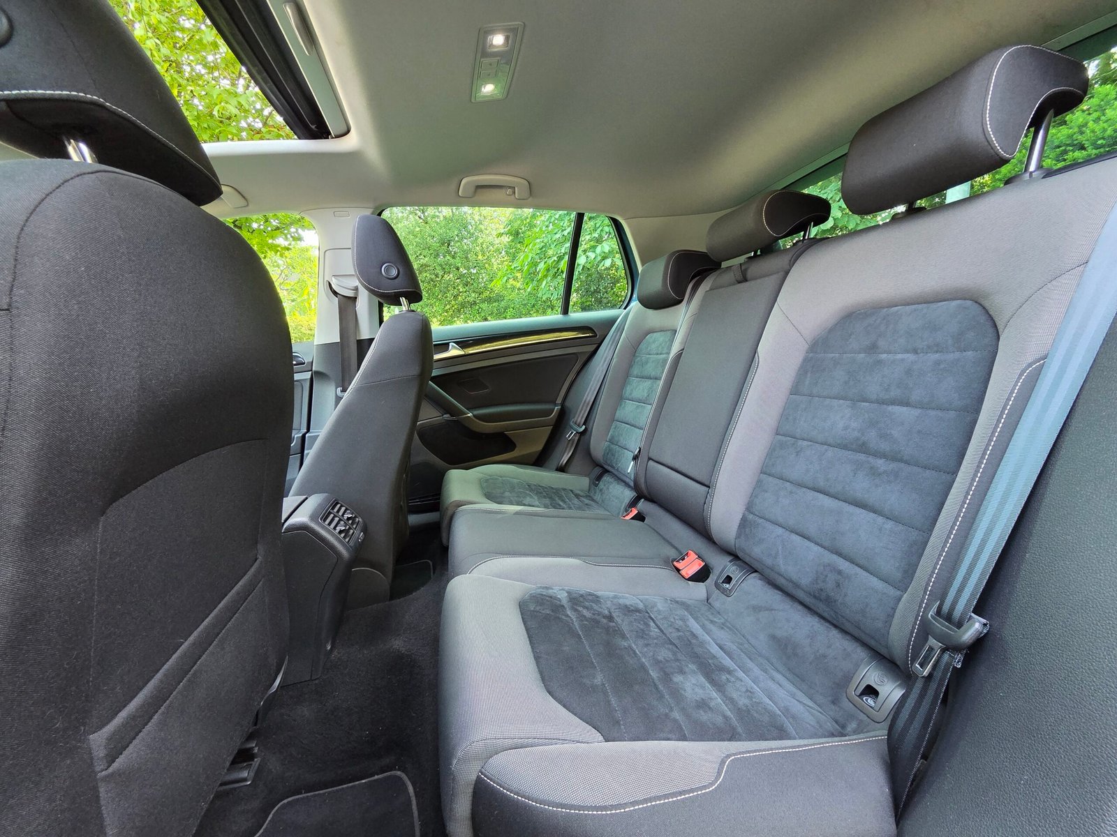 VOLKSWAGEN GOLF 7 – 1.4 TSi 125ch DSG7 Finition CARAT