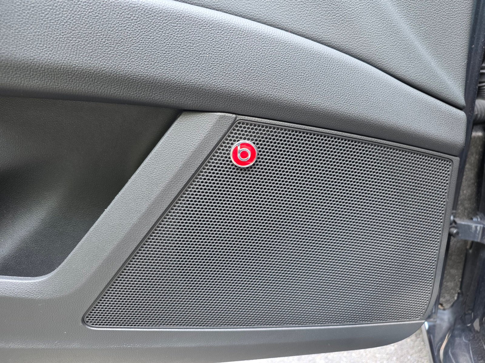 SEAT LEON – 1.5 TSi 150ch DSG7 Finition FR SPORTLINE