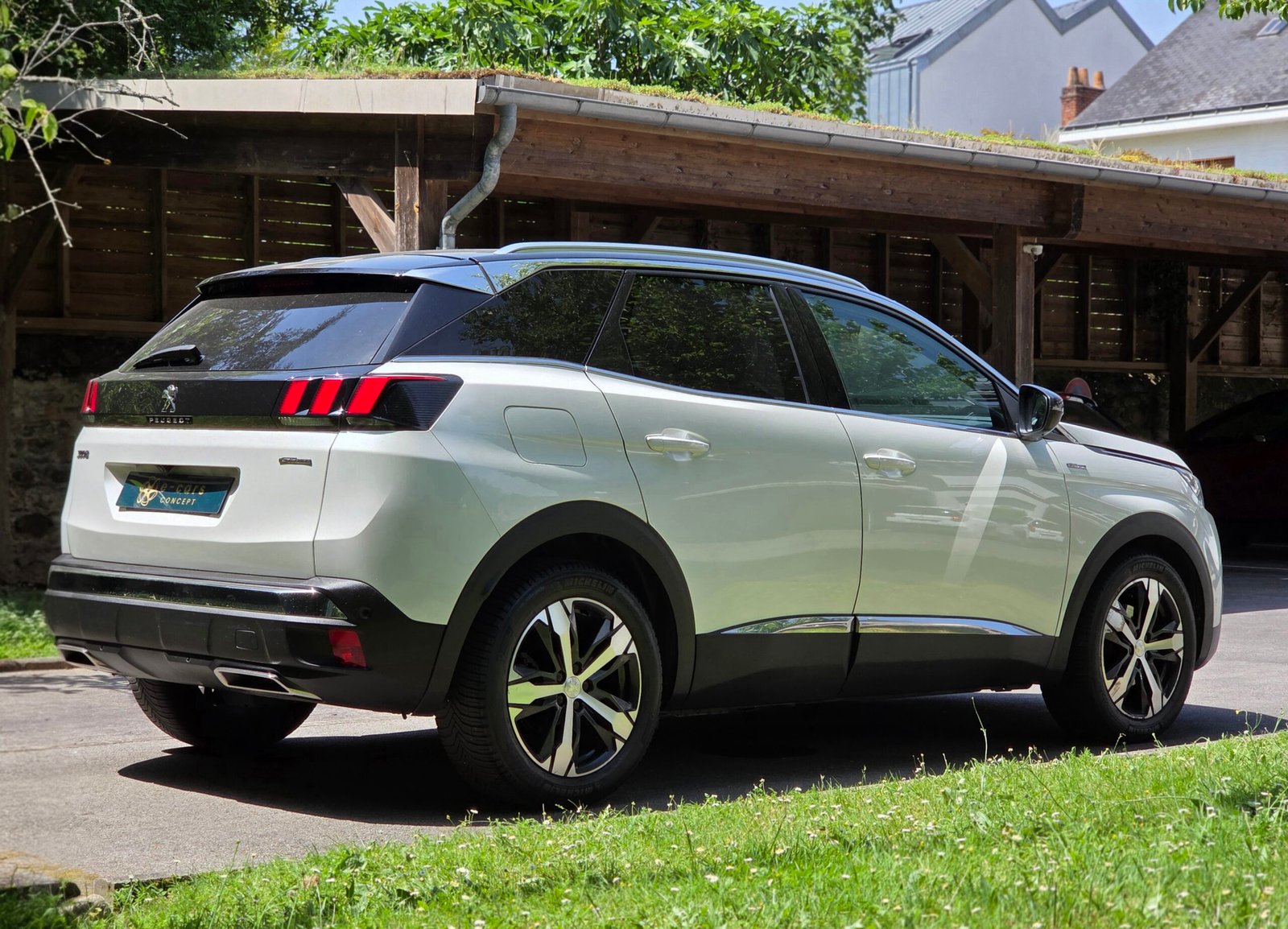 PEUGEOT 3008 – 2.0 BlueHDi 150ch BVM6 Finition GT LINE