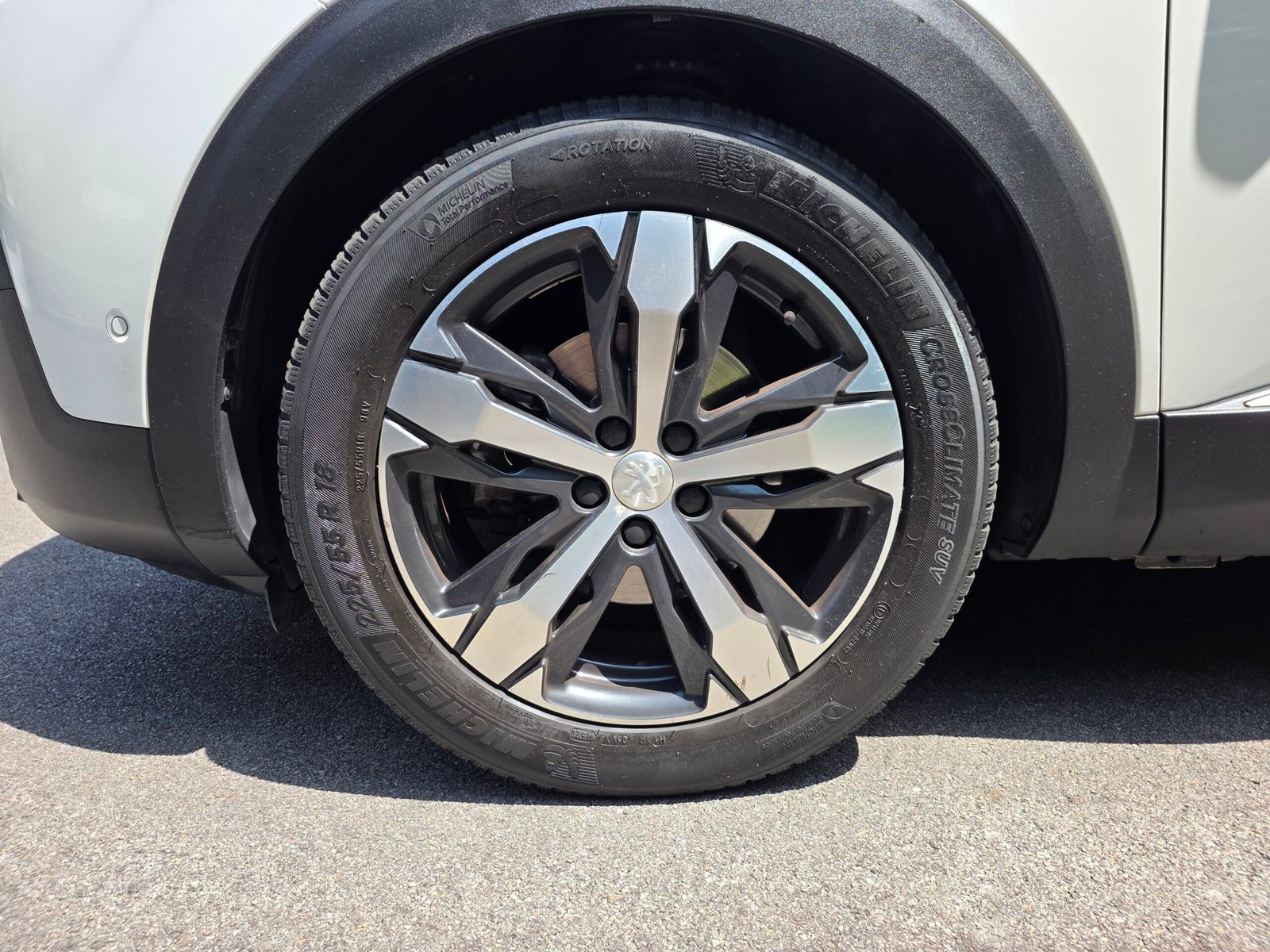 PEUGEOT 3008 – 2.0 BlueHDi 150ch BVM6 Finition GT LINE
