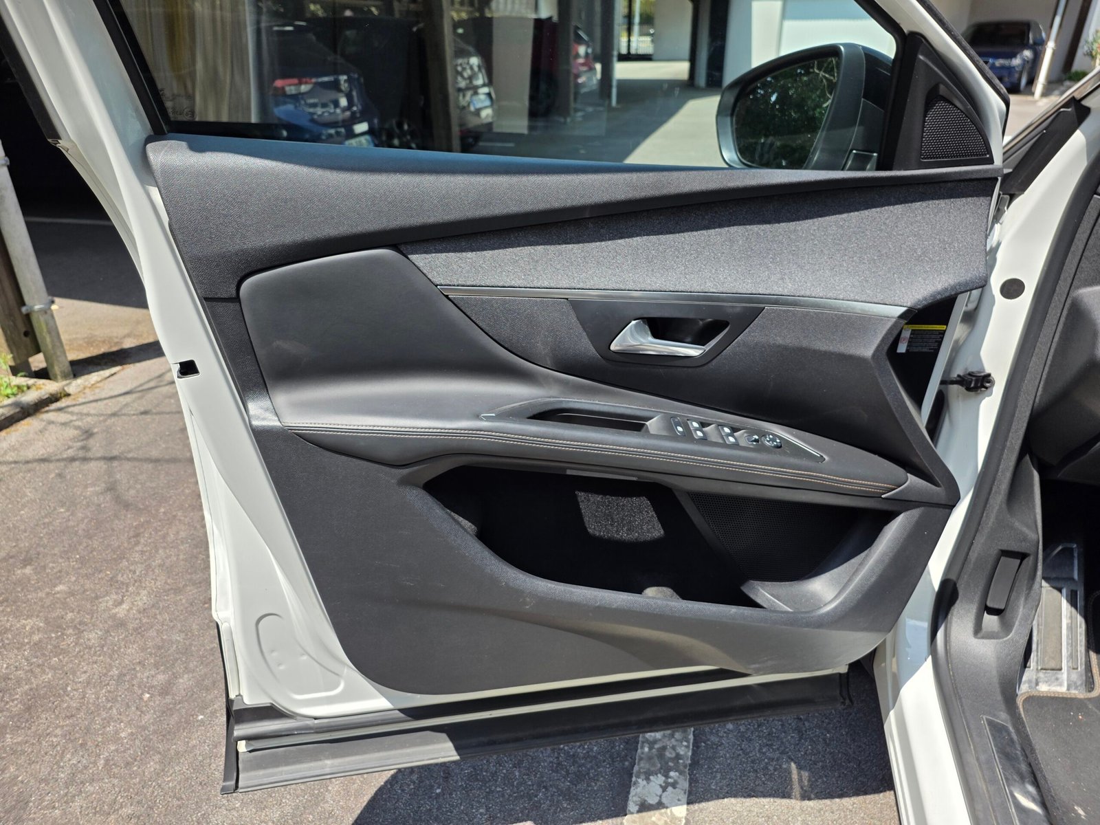 PEUGEOT 3008 – 2.0 BlueHDi 150ch BVM6 Finition GT LINE