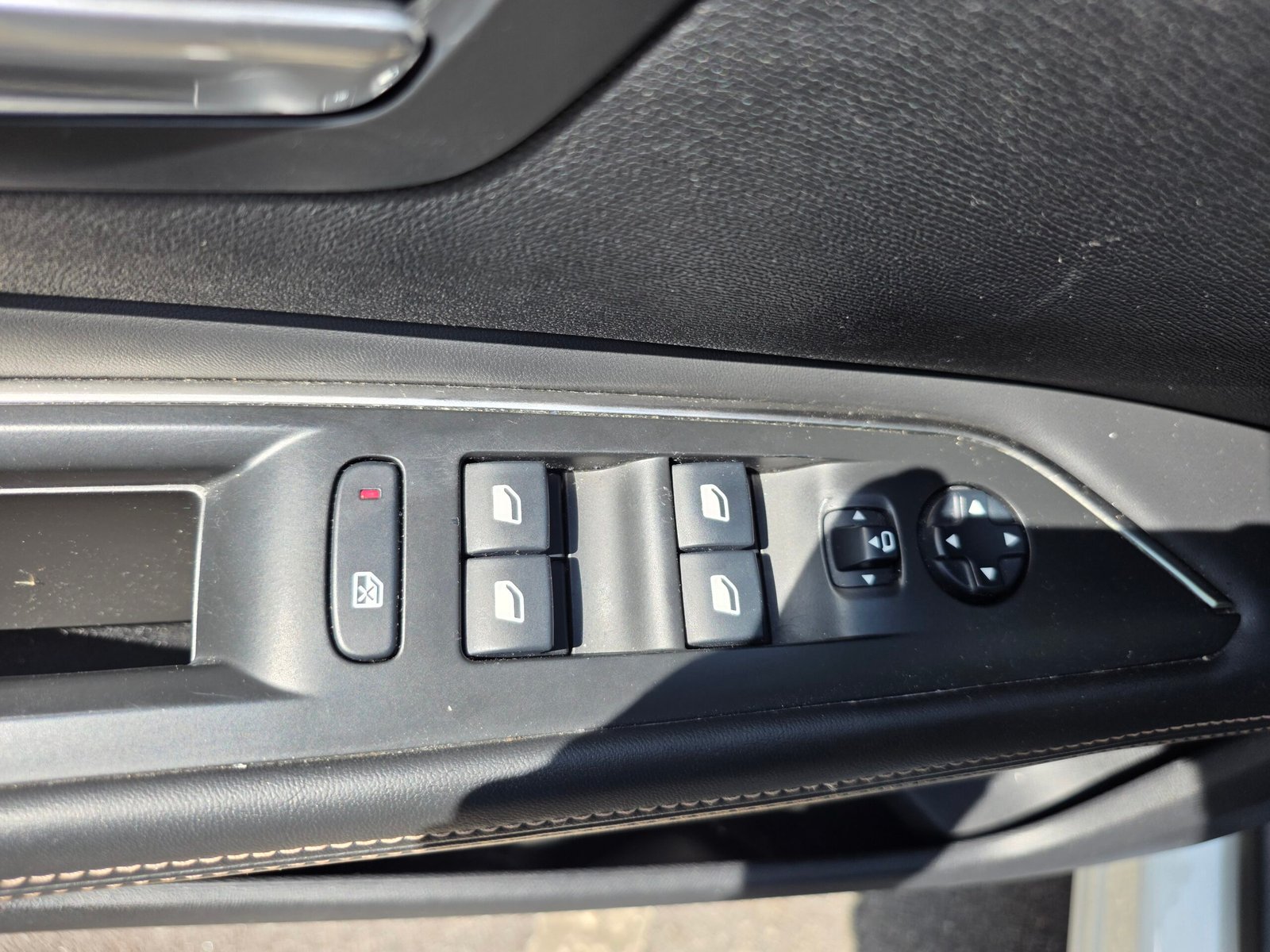 PEUGEOT 3008 – 2.0 BlueHDi 150ch BVM6 Finition GT LINE