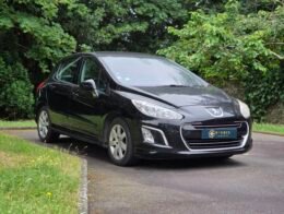 PEUGEOT 308 Allure Toit pano – 1.6 VTi 120ch BVM5