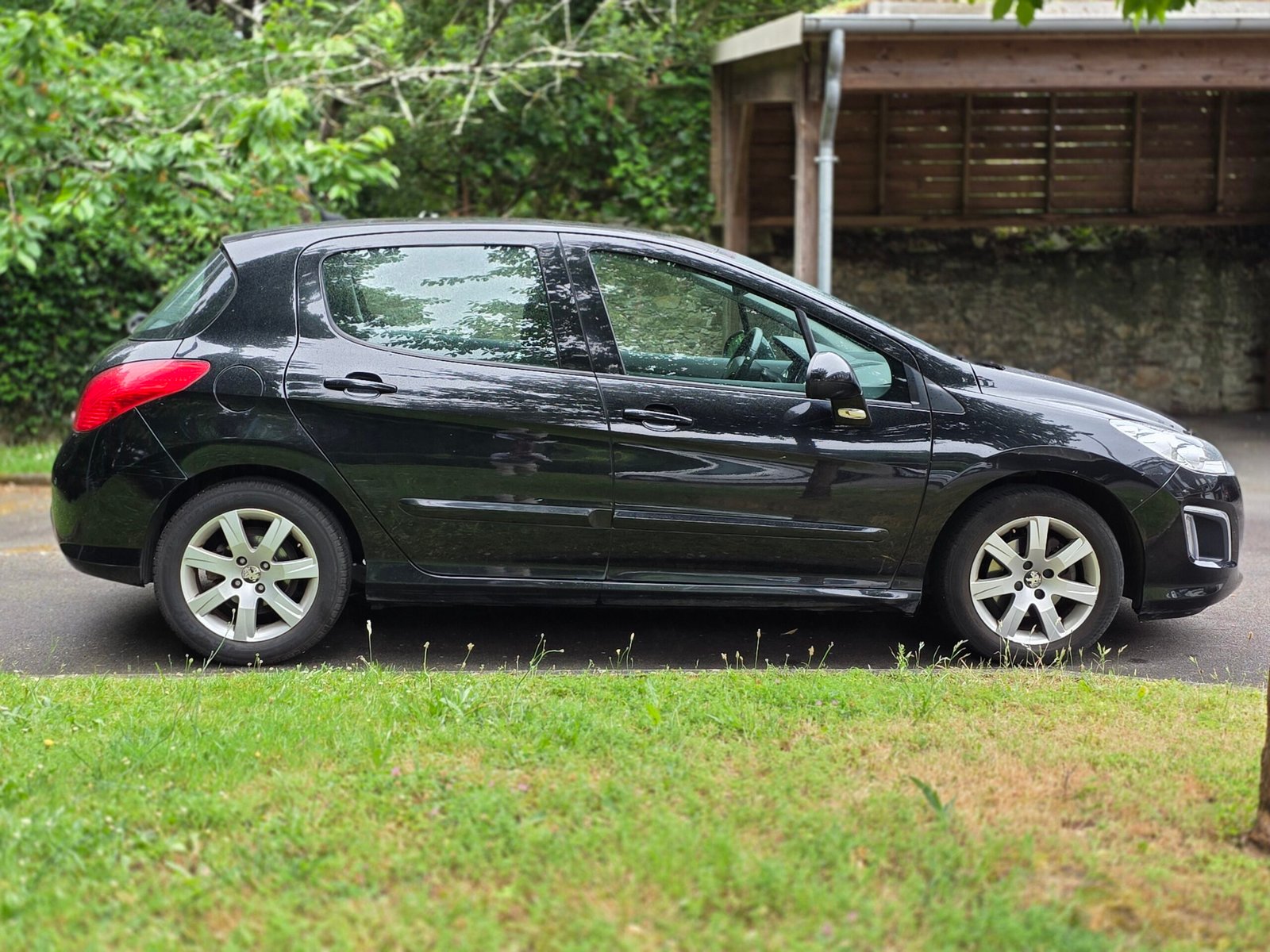 PEUGEOT 308 Allure Toit pano – 1.6 VTi 120ch BVM5