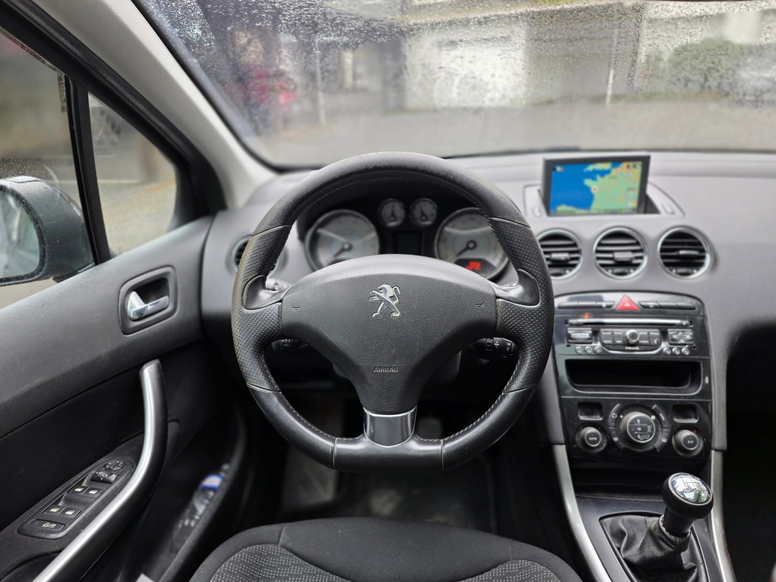 PEUGEOT 308 Allure Toit pano – 1.6 VTi 120ch BVM5
