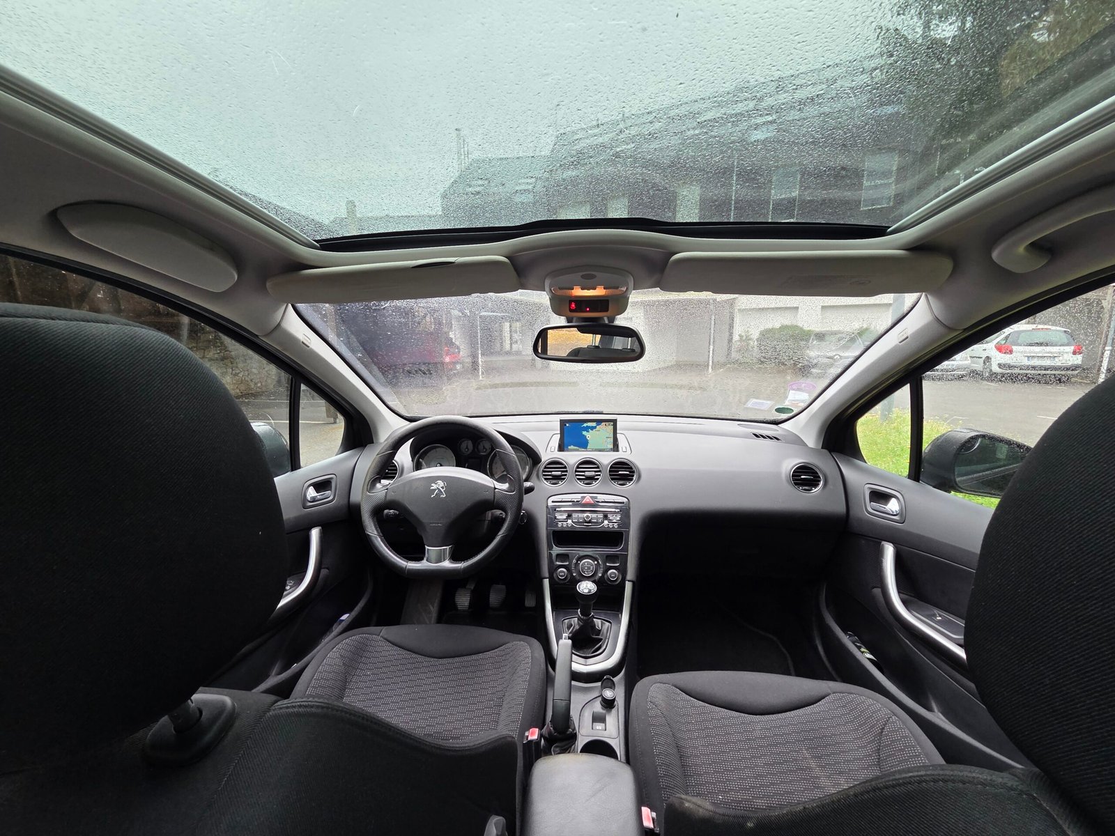 PEUGEOT 308 Allure Toit pano – 1.6 VTi 120ch BVM5