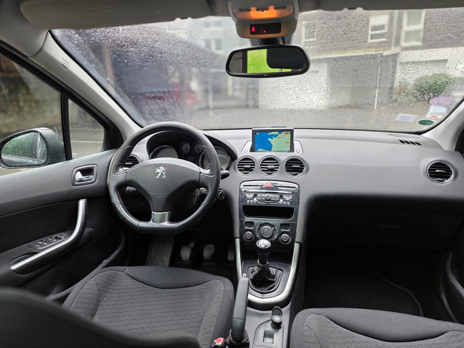 PEUGEOT 308 Allure Toit pano – 1.6 VTi 120ch BVM5