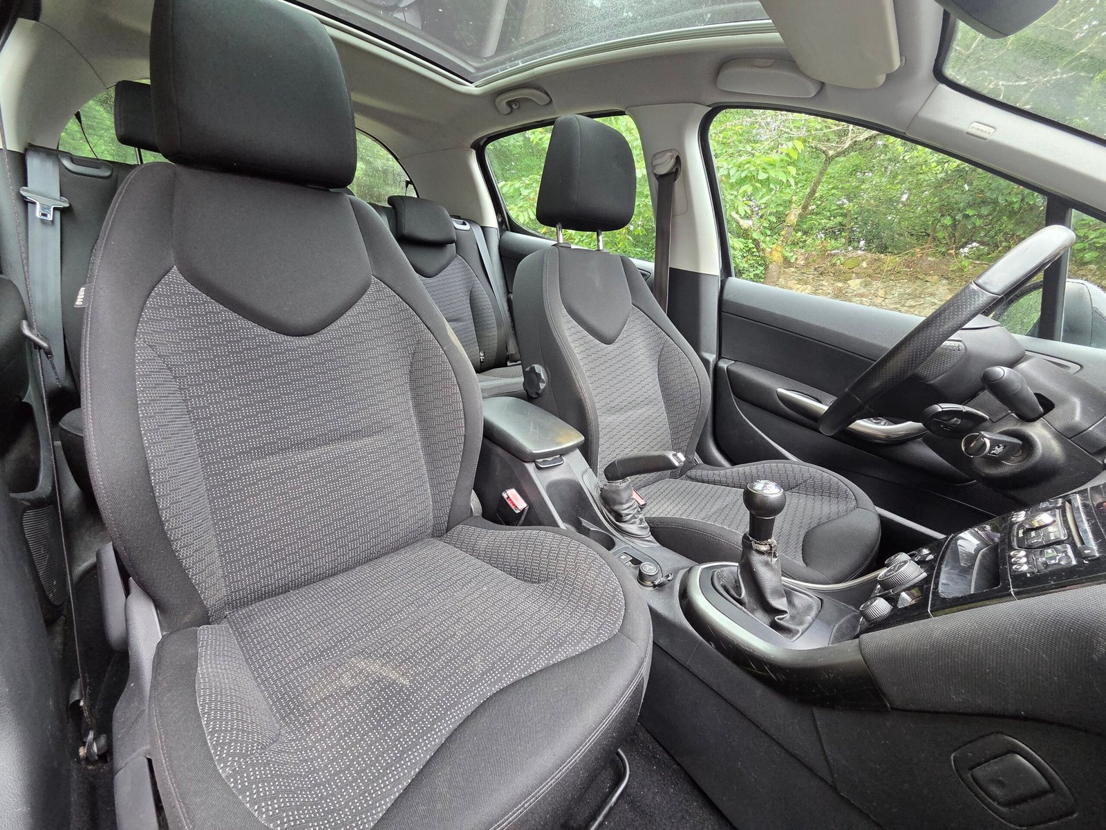 PEUGEOT 308 Allure Toit pano – 1.6 VTi 120ch BVM5