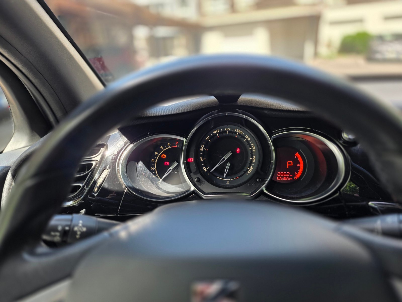 CITROËN DS 3 – 1.6 VTi 120ch Boîte Auto Finition SO CHIC