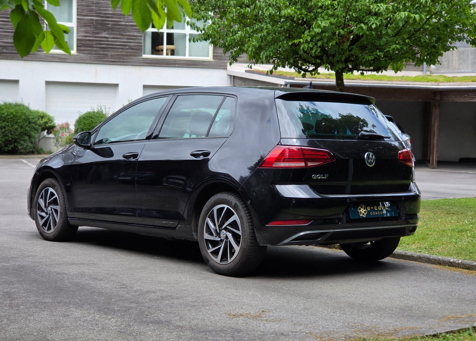VOLKSWAGEN GOLF 7 – 1.6 TDi 115ch DSG7 Finition CONNECT