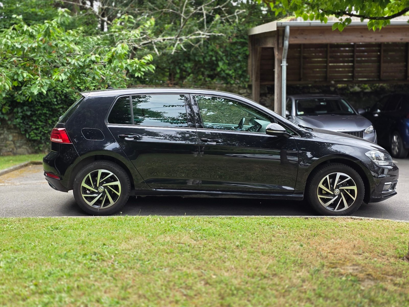 VOLKSWAGEN GOLF 7 – 1.6 TDi 115ch DSG7 Finition CONNECT