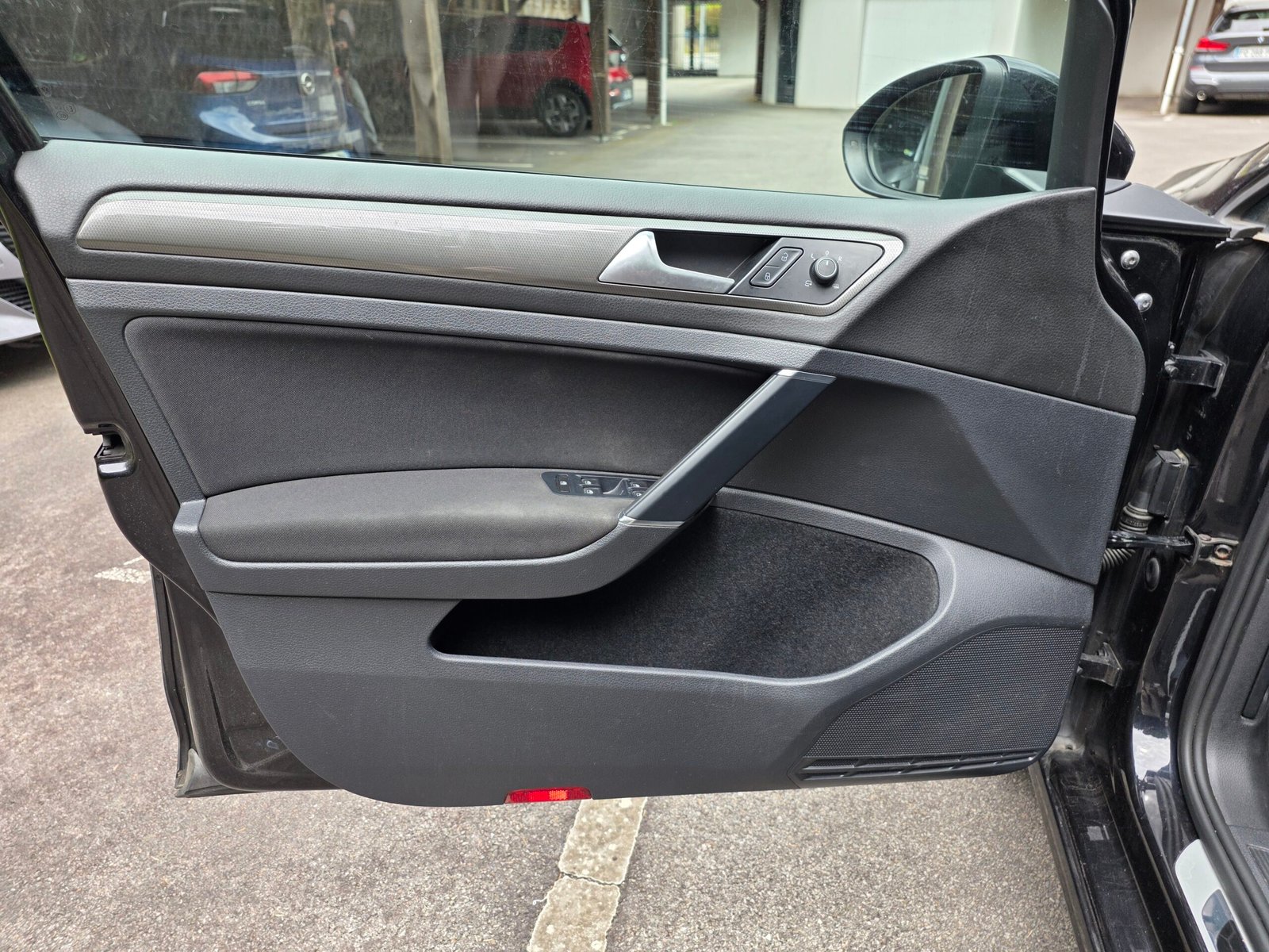 VOLKSWAGEN GOLF 7 – 1.6 TDi 115ch DSG7 Finition CONNECT