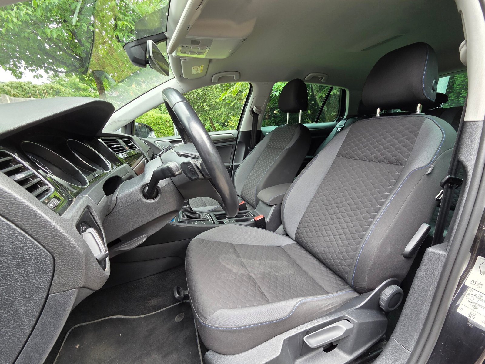 VOLKSWAGEN GOLF 7 – 1.6 TDi 115ch DSG7 Finition CONNECT