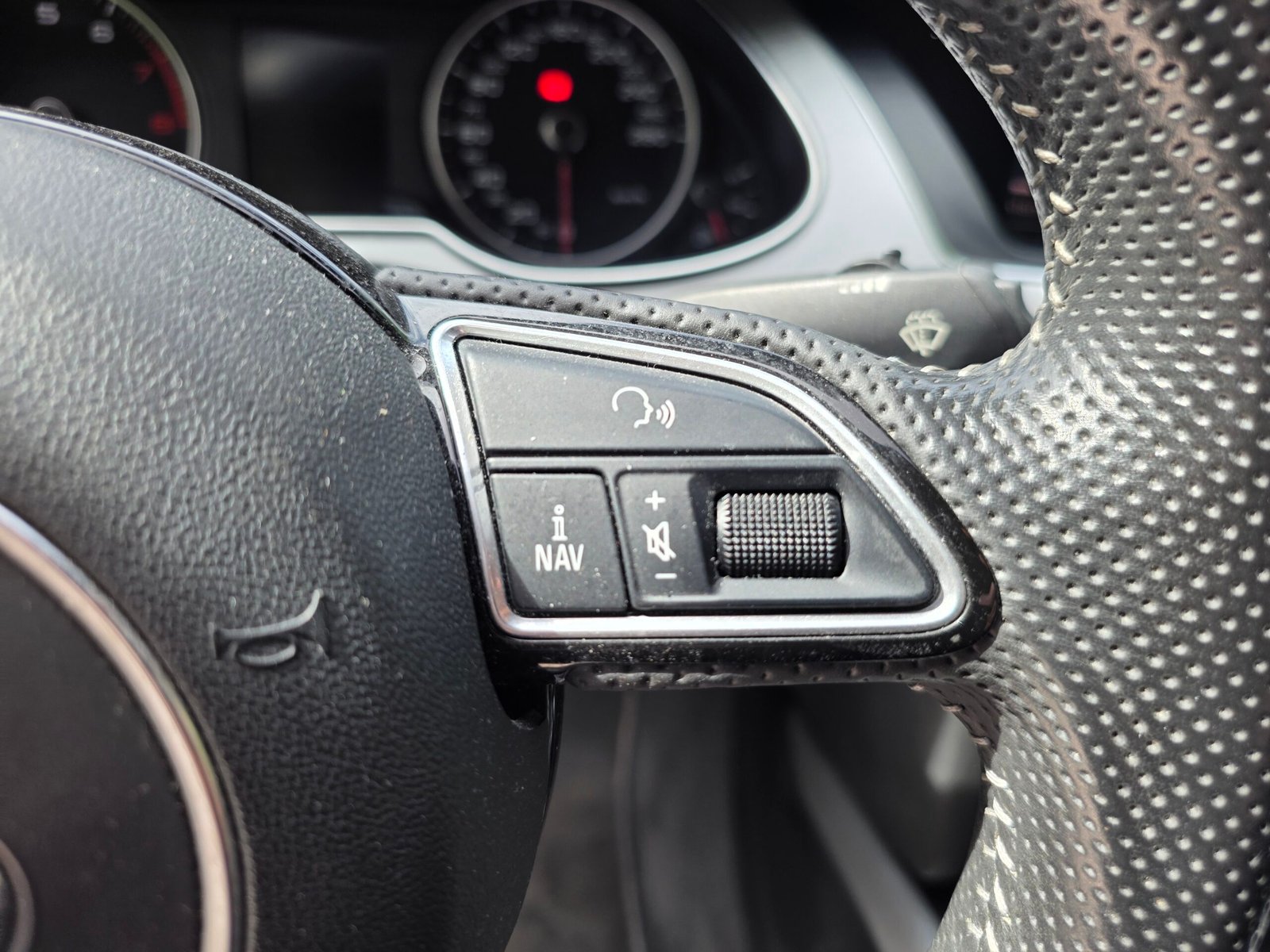 UDI A4 S Line – 1.8 TFSi 170ch BVM6