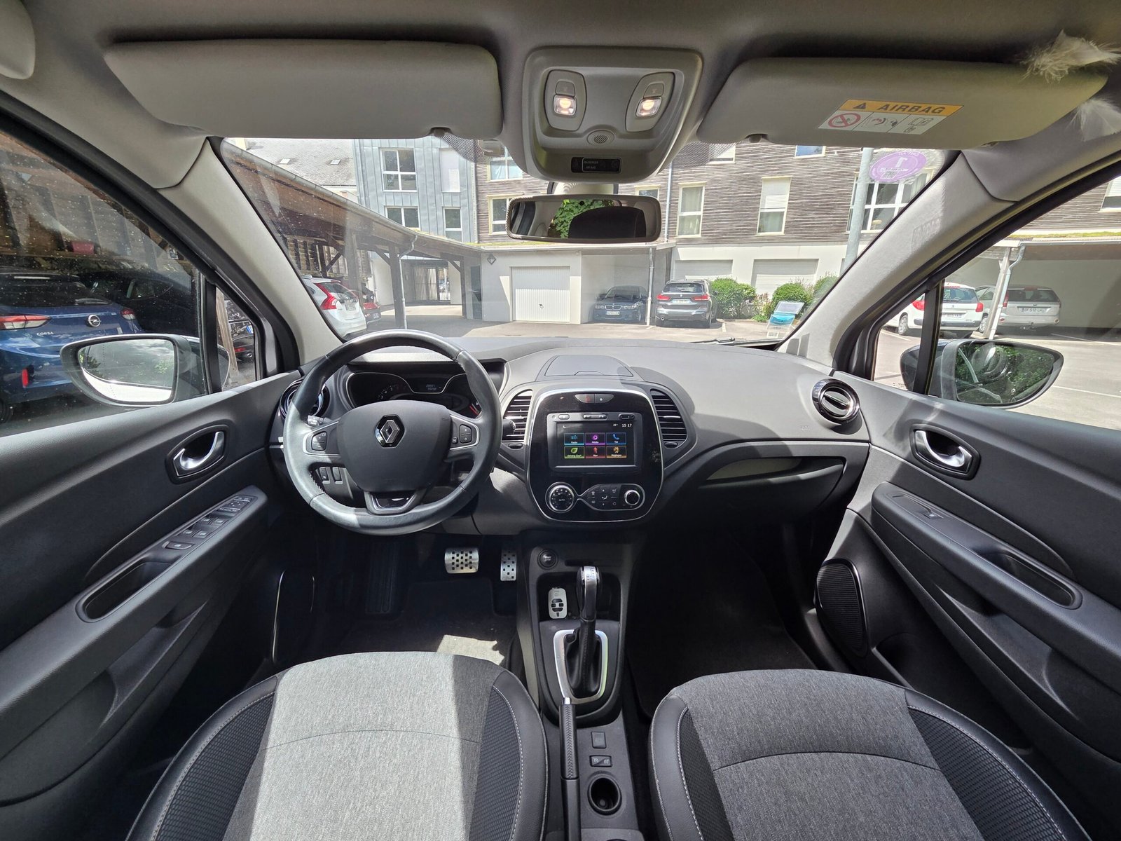 RENAULT CAPTUR – 1.3 TCe 150ch Boîte Auto Finition INTENS