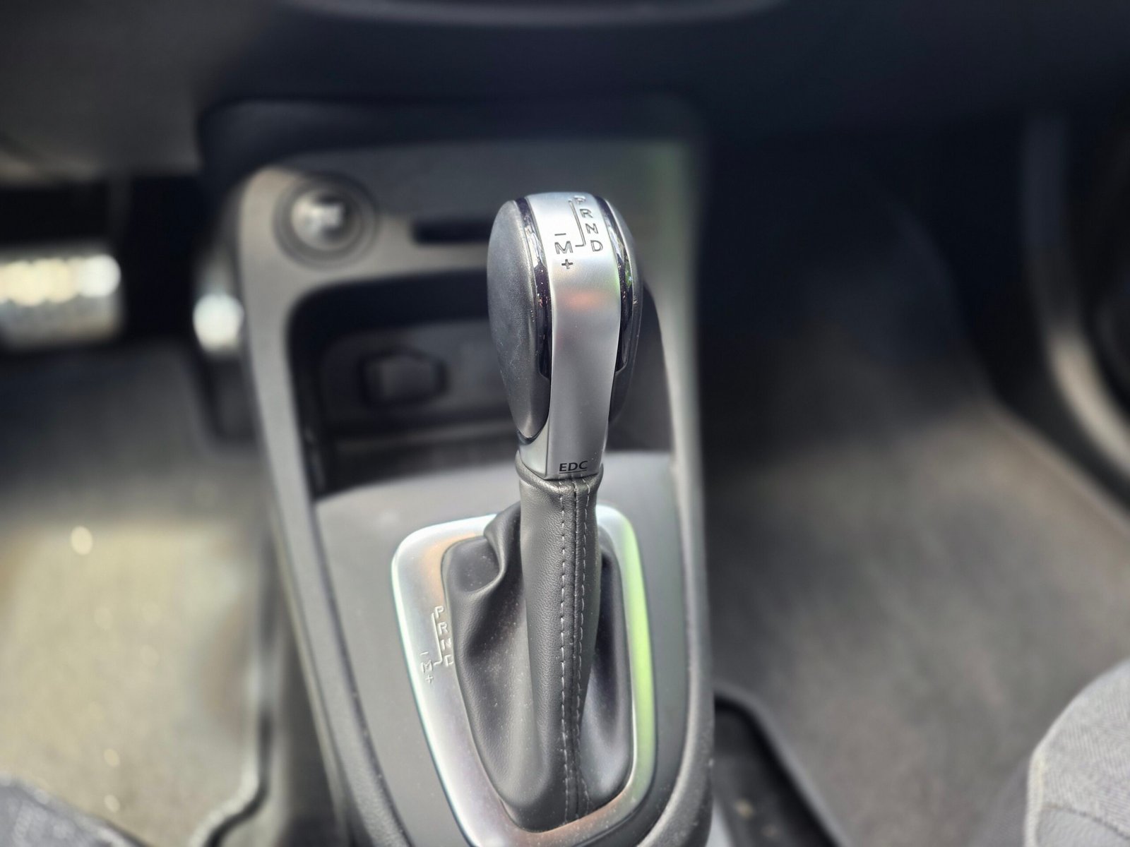 RENAULT CAPTUR – 1.3 TCe 150ch Boîte Auto Finition INTENS