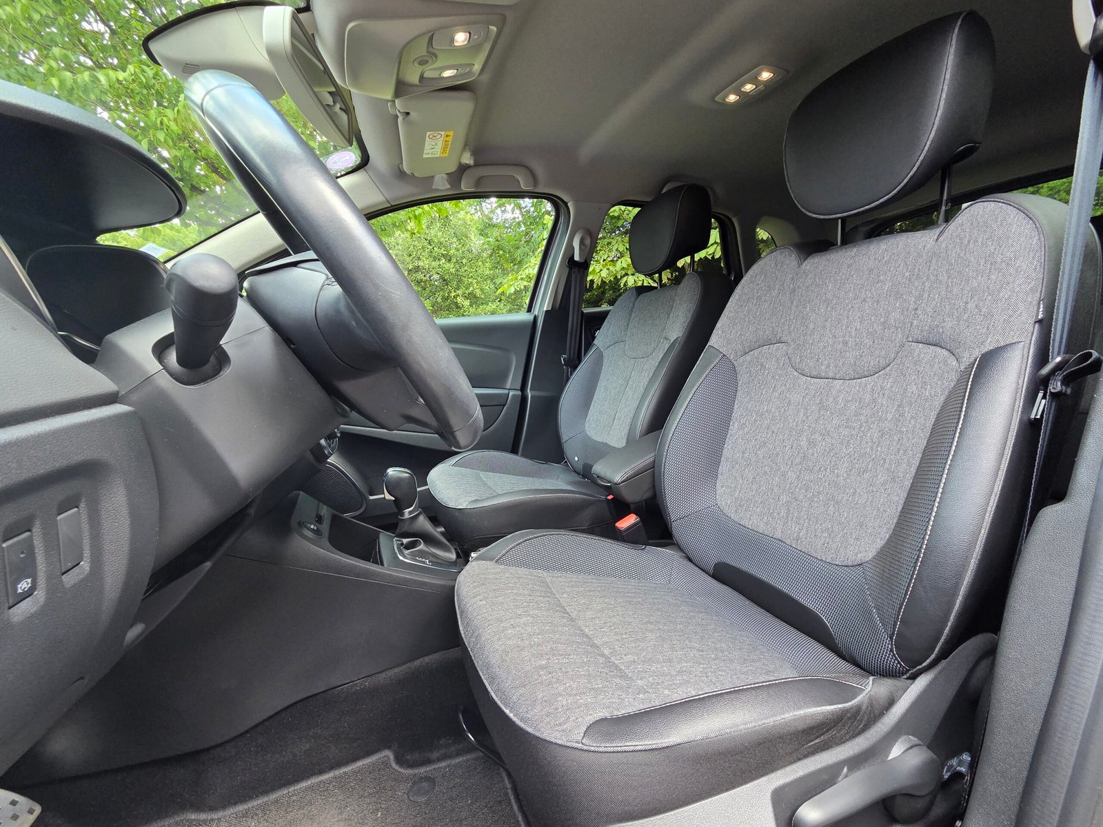 RENAULT CAPTUR – 1.3 TCe 150ch Boîte Auto Finition INTENS
