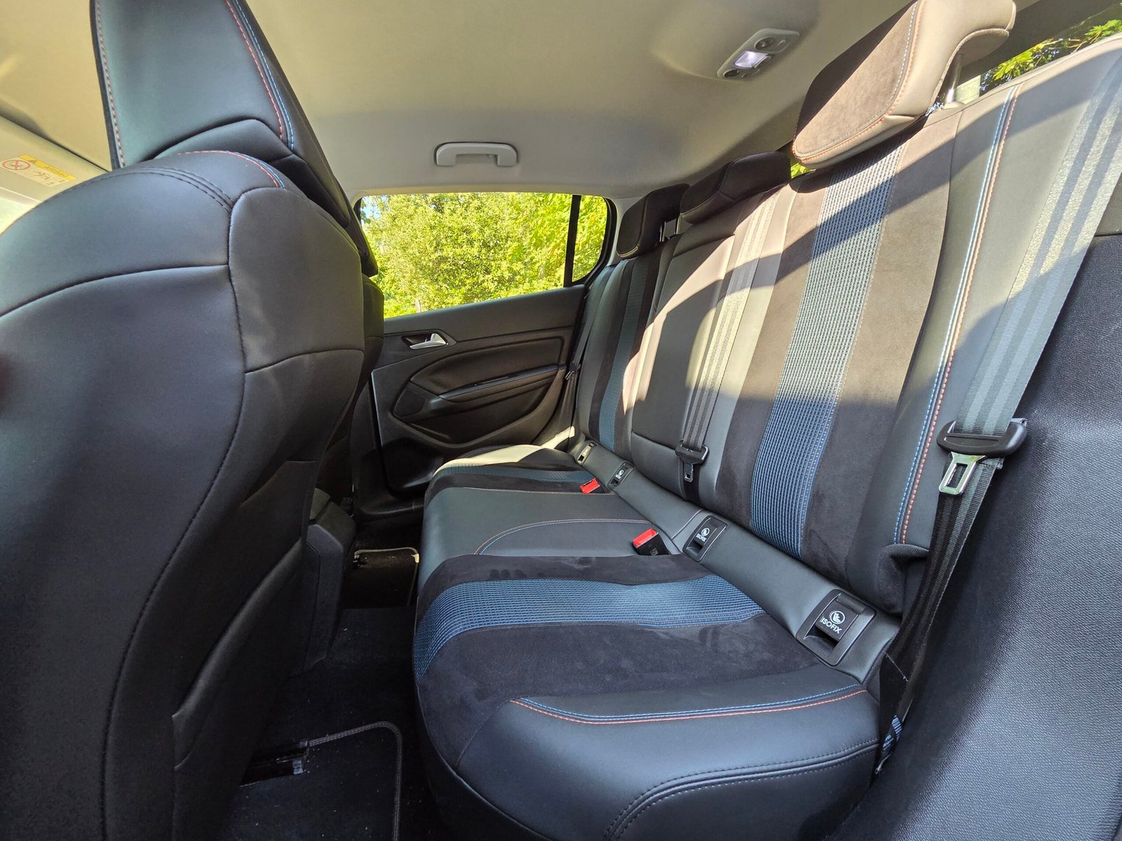 PEUGEOT 308 Tech Edition – 1.5 BlueHDi 130ch EAT8