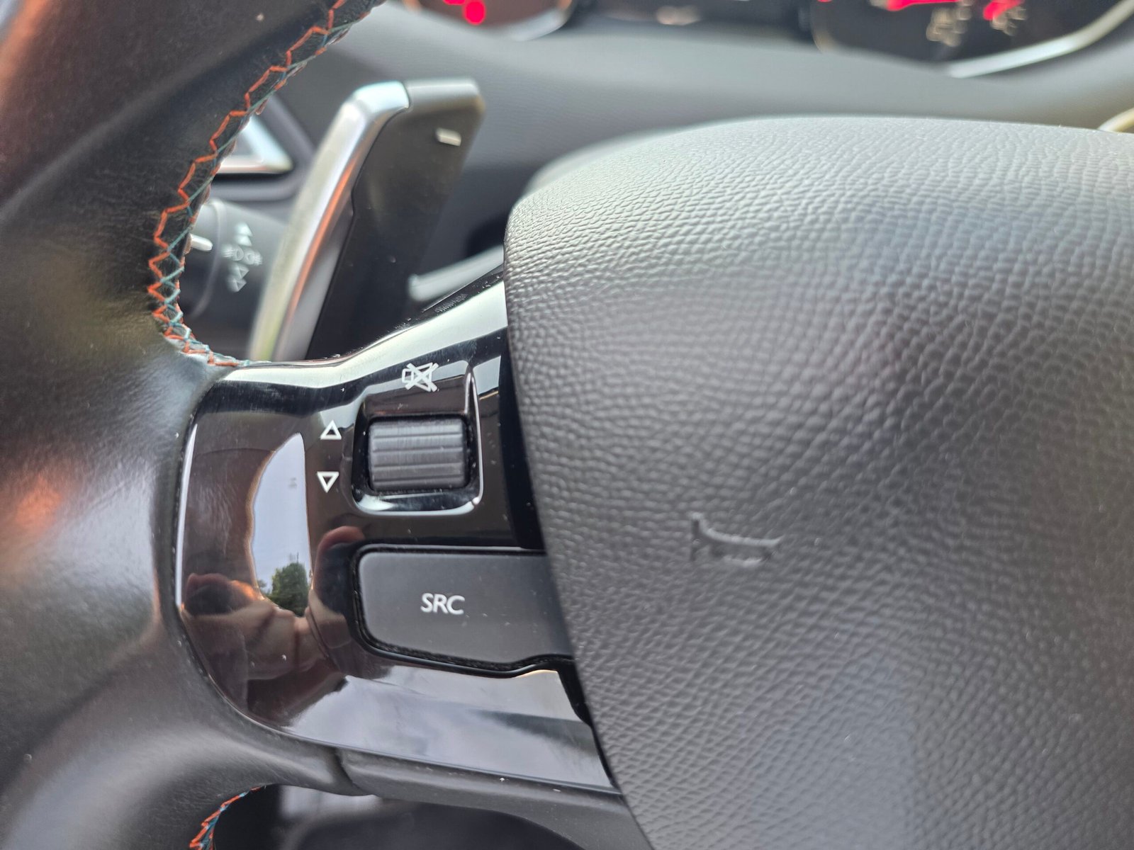 PEUGEOT 308 Tech Edition – 1.5 BlueHDi 130ch EAT8