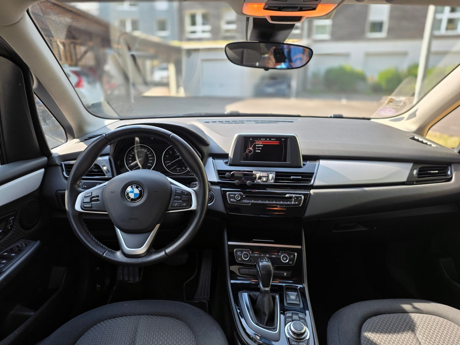 BMW SÉRIE 2 ACTIVE TOURER – 218i 136ch Boîte Auto Finition LOUNGE