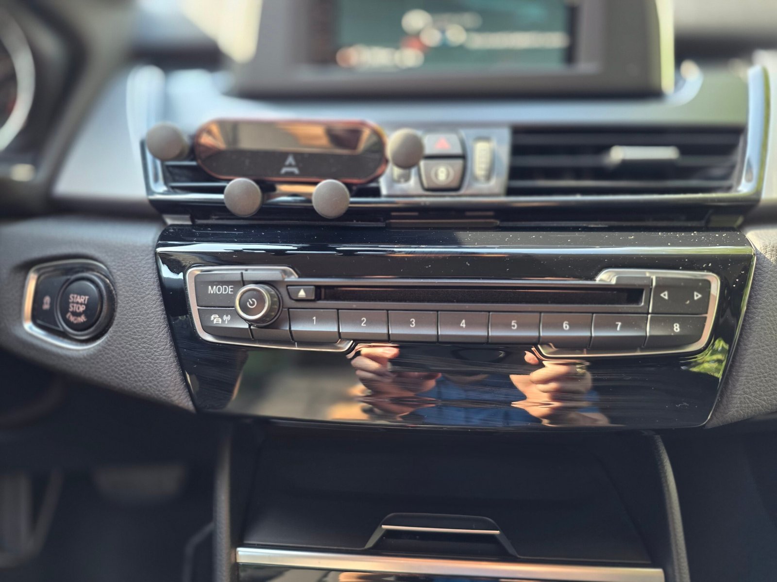 BMW SÉRIE 2 ACTIVE TOURER – 218i 136ch Boîte Auto Finition LOUNGE