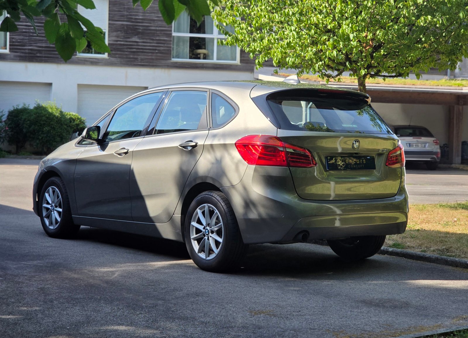 BMW SÉRIE 2 ACTIVE TOURER – 218i 136ch Boîte Auto Finition LOUNGE